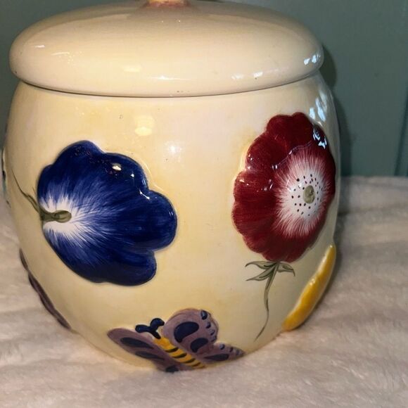 Macys The Cellar Laurie Gates vtg pansey and butterfly cookie jar - Picture 4 of 7